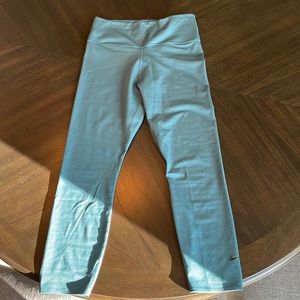 Nike leggings